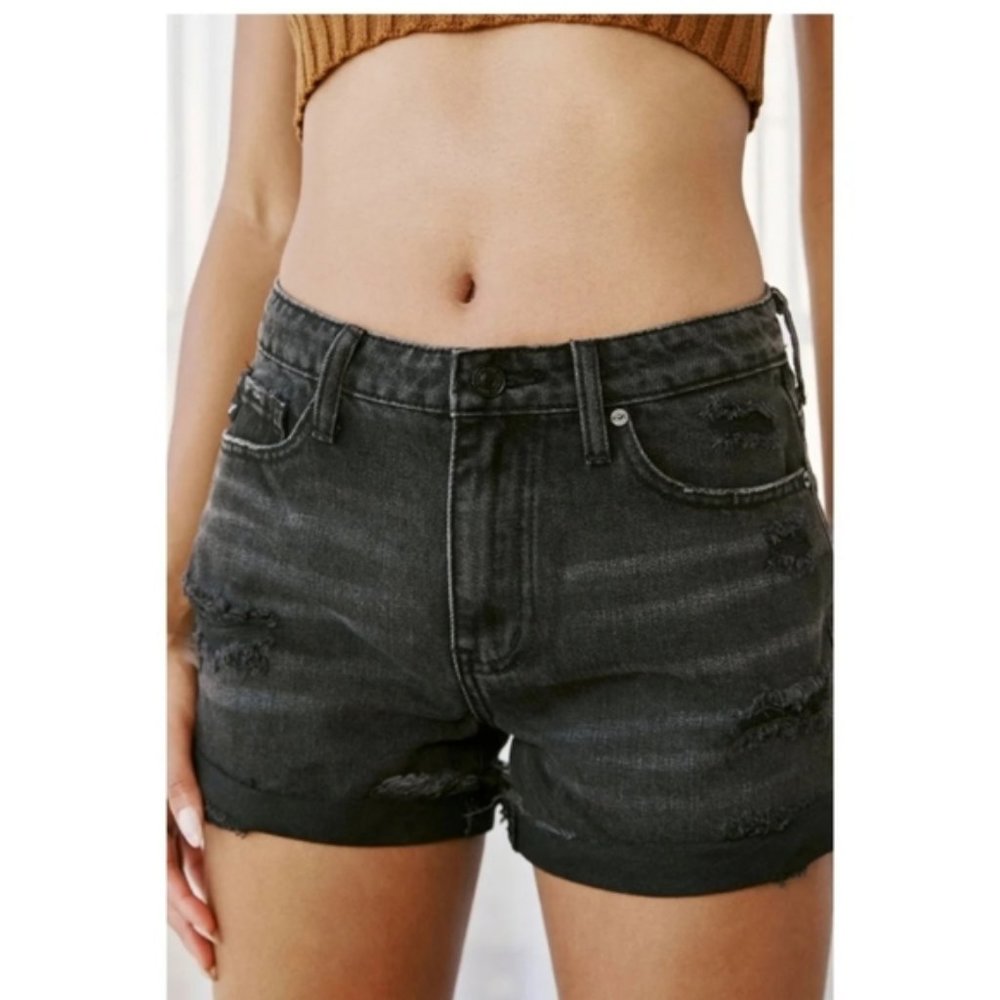 Black jean shorts - Picture 2 of 6